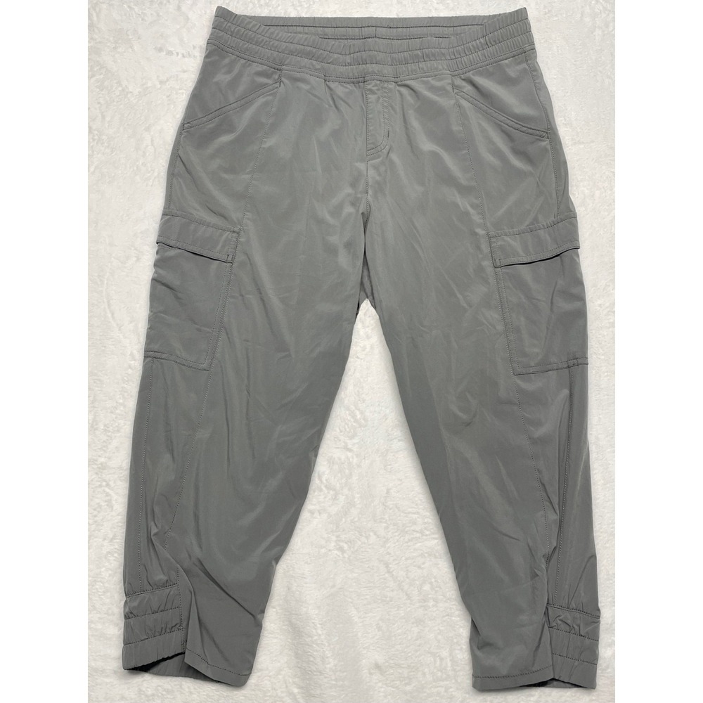 North Face Capris Gray Women's Size 10 Cargo 31 Inch Waist Hiking Athletic